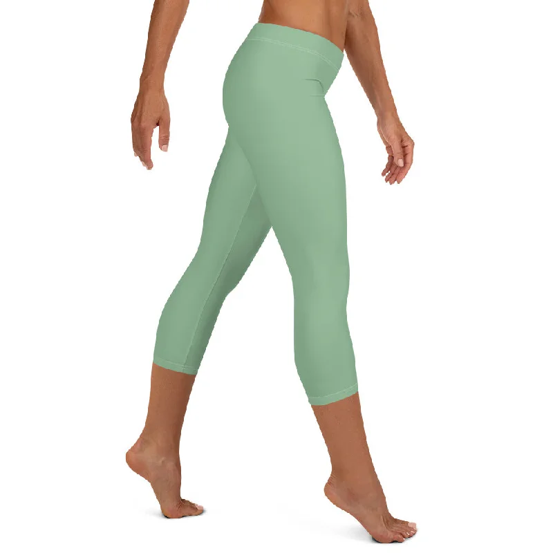 Pastel Green Solid Capri Leggings, Solid Pastel Green Color Capris Fashion Casual Tights For Women-Made in USA/EU/MX Trendy Faux Suede Leggings