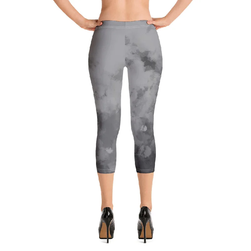 Grey Abstract Capri Leggings, Abstract Casual Capris Tights For Women-Made in USA/EU/MX Comfortable Lounge Leggings