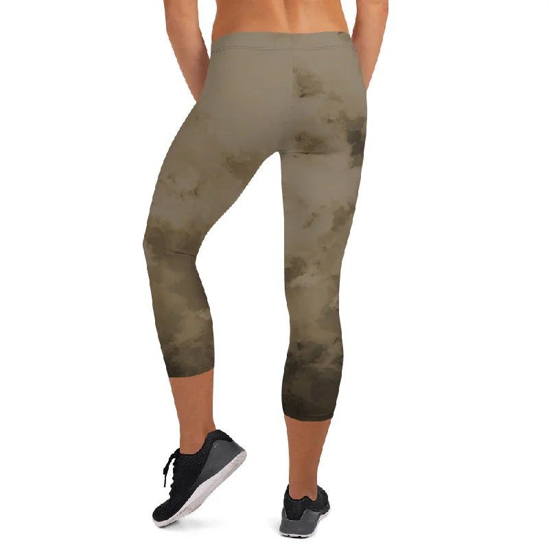 Brown Abstract Women's Capri Leggings, Abstract Casual Capris Tights For Women-Made in USA/EU/MX Stylish Stretch-Waist Leggings