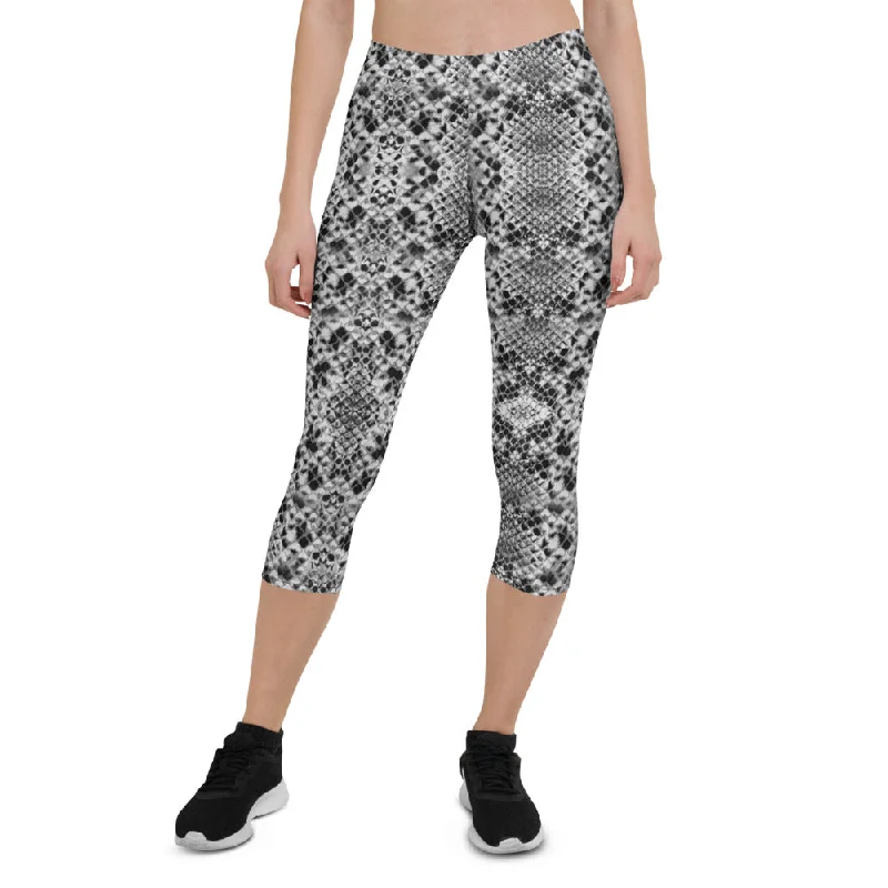 Black Snakeskin Print Capri Leggings, Designer Python Snake Skin Women's Capris Tights-Made in USA/EU Stylish Stretch Pants Leggings