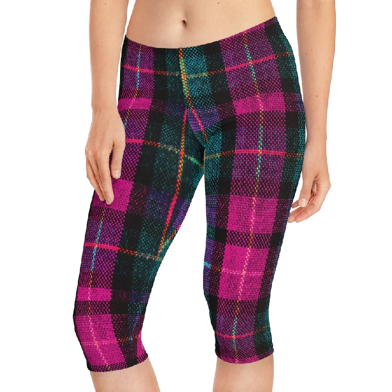 Pink Plaid Women's Capri Leggings, Knee-Length Polyester Capris Tights-Made in USA (US Size: XS-2XL) Stylish Stretch Pants Leggings