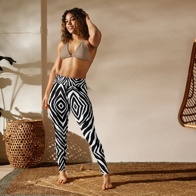 Black Zebra Print Yoga Leggings, Zebra Animal Print Best Women's Active Wear Sports Long Yoga Pants-Made in USA/EU/MX Stylish Sweat-Proof Leggings