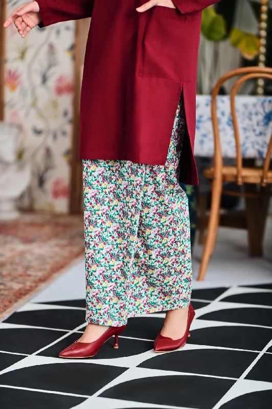 The Evergreen Women Folded Skirt - Botanical cashmere skirt rich