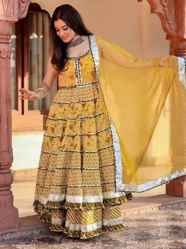 Divena Yellow Cotton Sleeves less anarkali Skirt Set With Dupatta denim skirt trendy