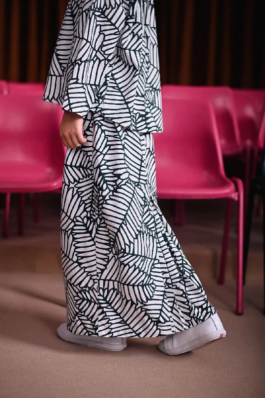 The Dulu Kita Fan Pleats Skirt - Mimosa maxi skirt elegant