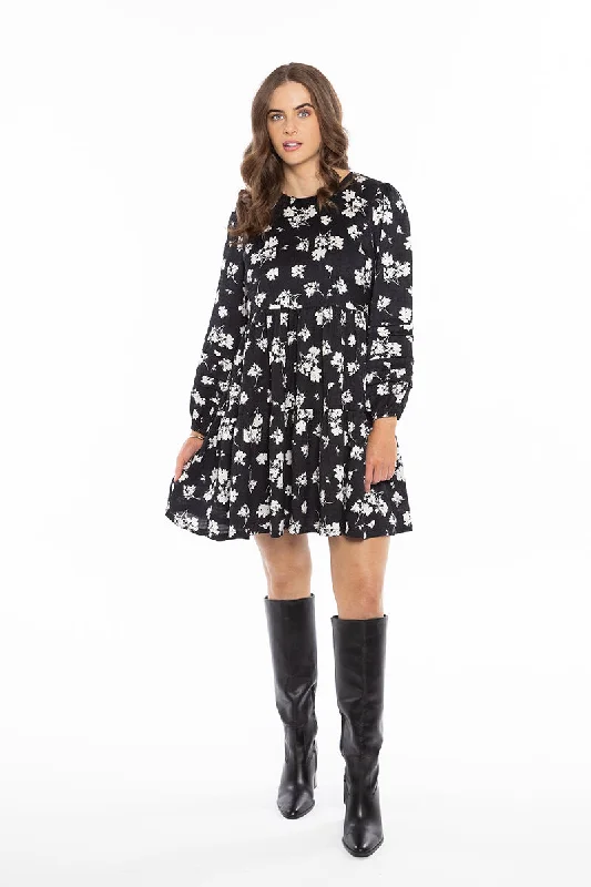 Dakota Dress - Crinkle Shadow Turtleneck Neckline Stylish