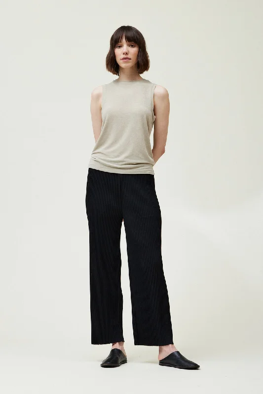 Black Pleated Pants Fashionable Jogger Pants