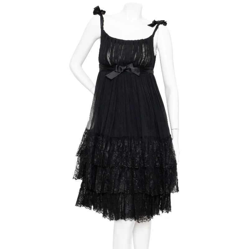 1960s Chiffon and Lace Babydoll Dress Boat Neckline Classic