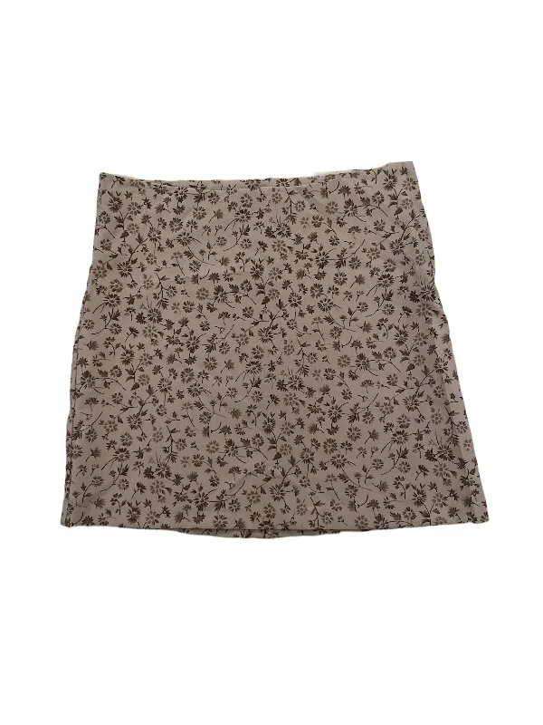 Latte 1990's Floral Mini Skirt lace skirt intricate