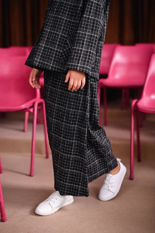 The Dulu Kita Folded Skirt - Kita Black Checked mini skirt trendy