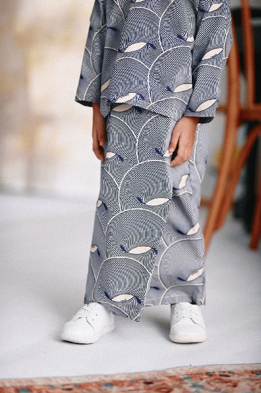 The Saat Kita Folded Skirt - Promise velvet skirt plush