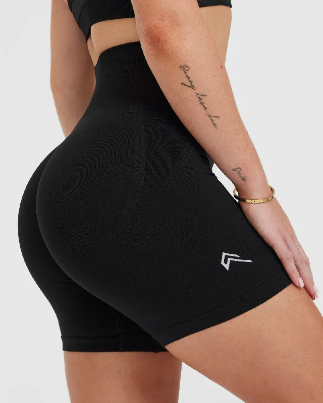 Effortless Seamless Shorts | Black