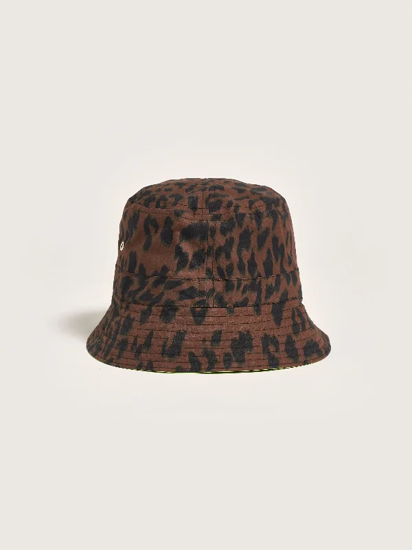 HARY BUCKET HAT