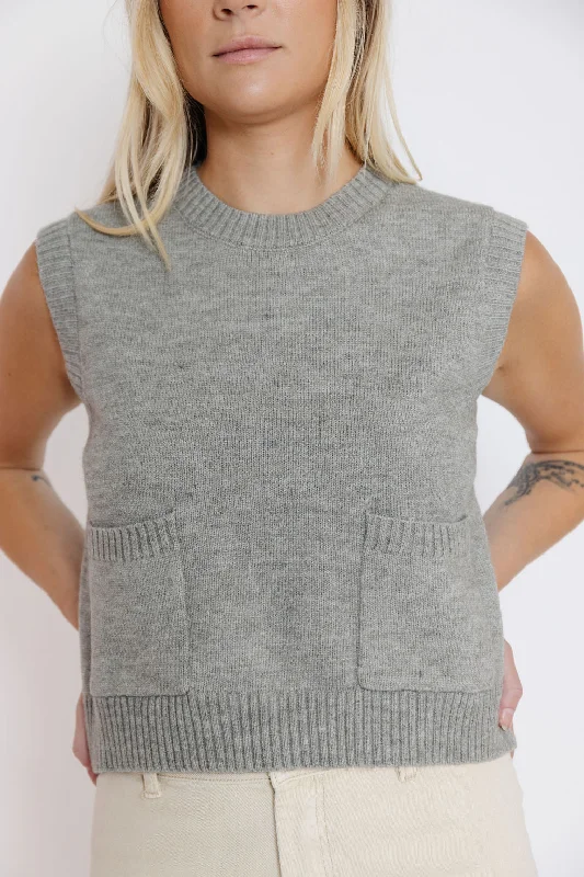 Bradley Sweater Vest in Grey