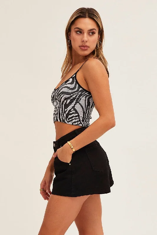 Black High Rise Pleats Denim Shorts